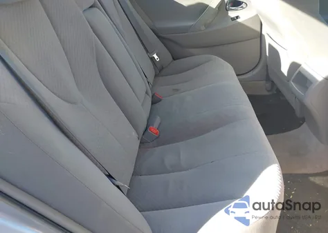 2009 Toyota Camry Le z USA, uszkodzony, nr VIN 4T1BE46K19U413394